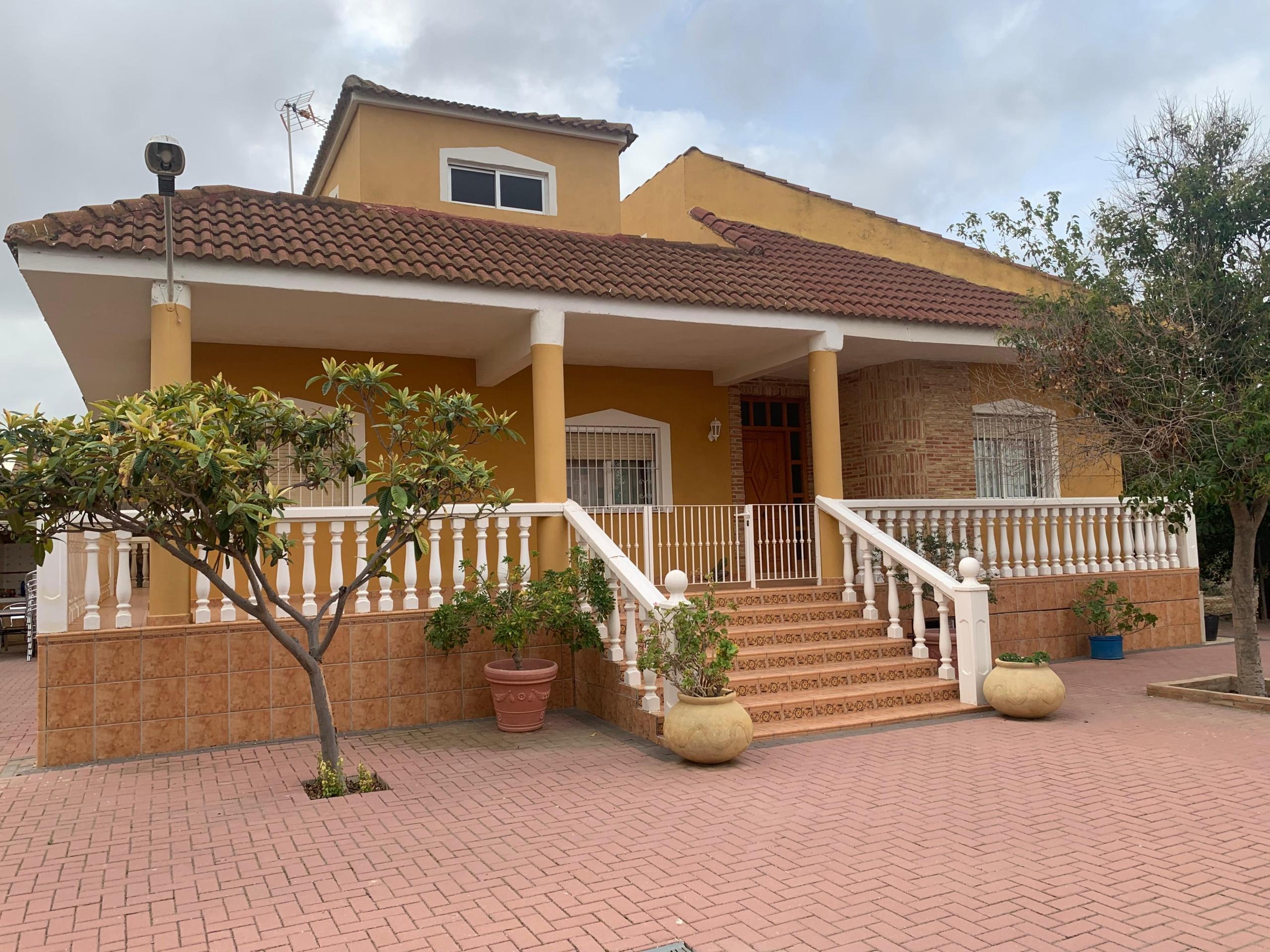 WhatsApp Image 2025-12-16 at 11.54.57